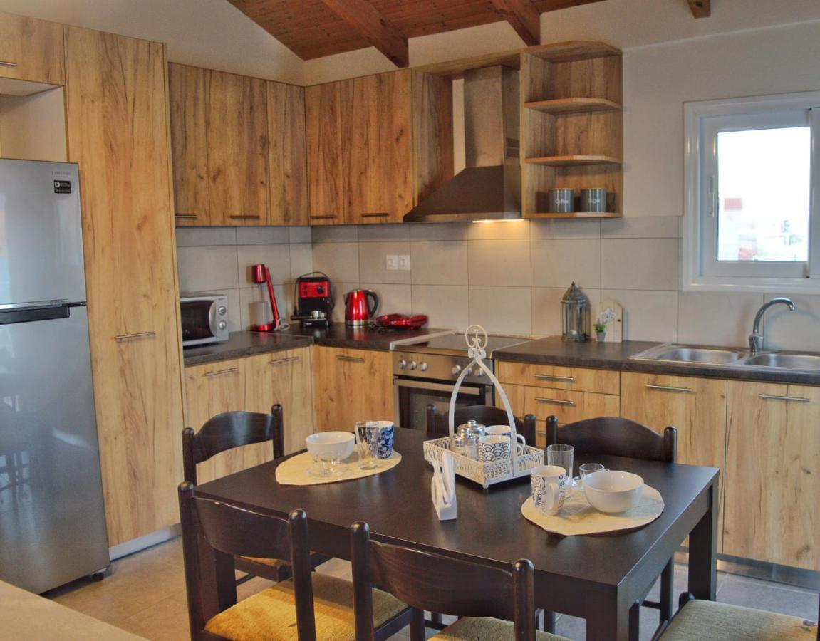 La Maison Bleue Apartment ลิคชูรี ภายนอก รูปภาพ
