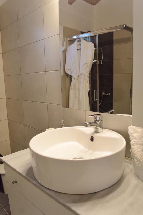 La Maison Bleue Apartment ลิคชูรี ภายนอก รูปภาพ