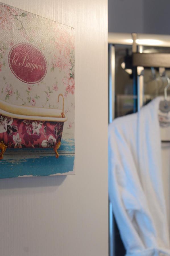 La Maison Bleue Apartment ลิคชูรี ภายนอก รูปภาพ